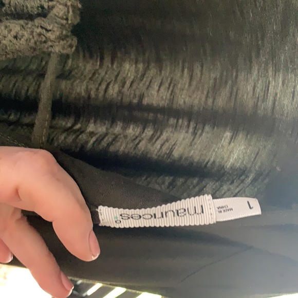 Plus size top - Picture 4 of 4